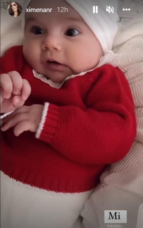 "Pasa muy buenas noches porque en este momento 
<b>ella así lo requiere </b>y necesita".
<br>