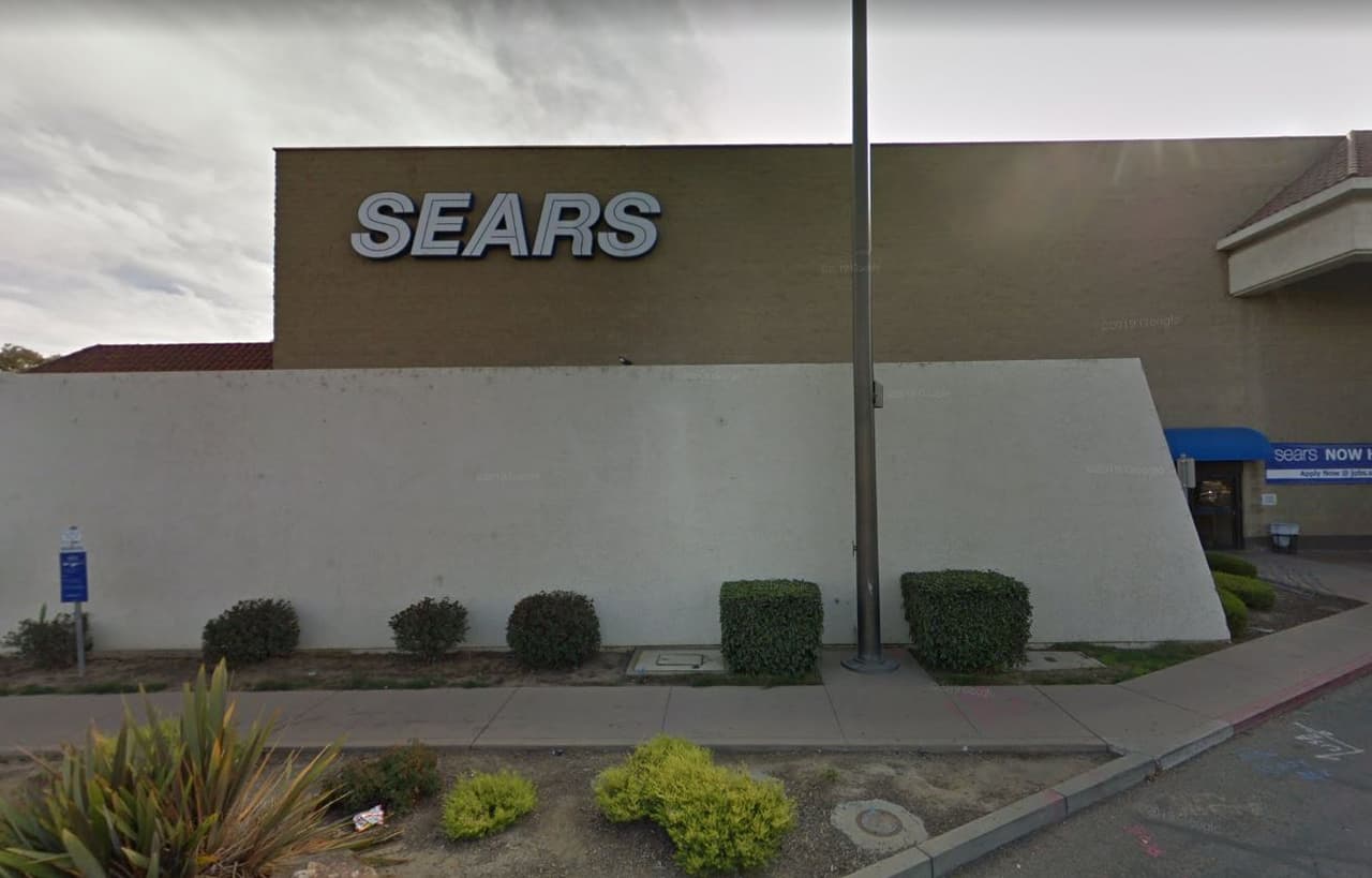 Santa Maria Sears: 200 Town Ctr E.