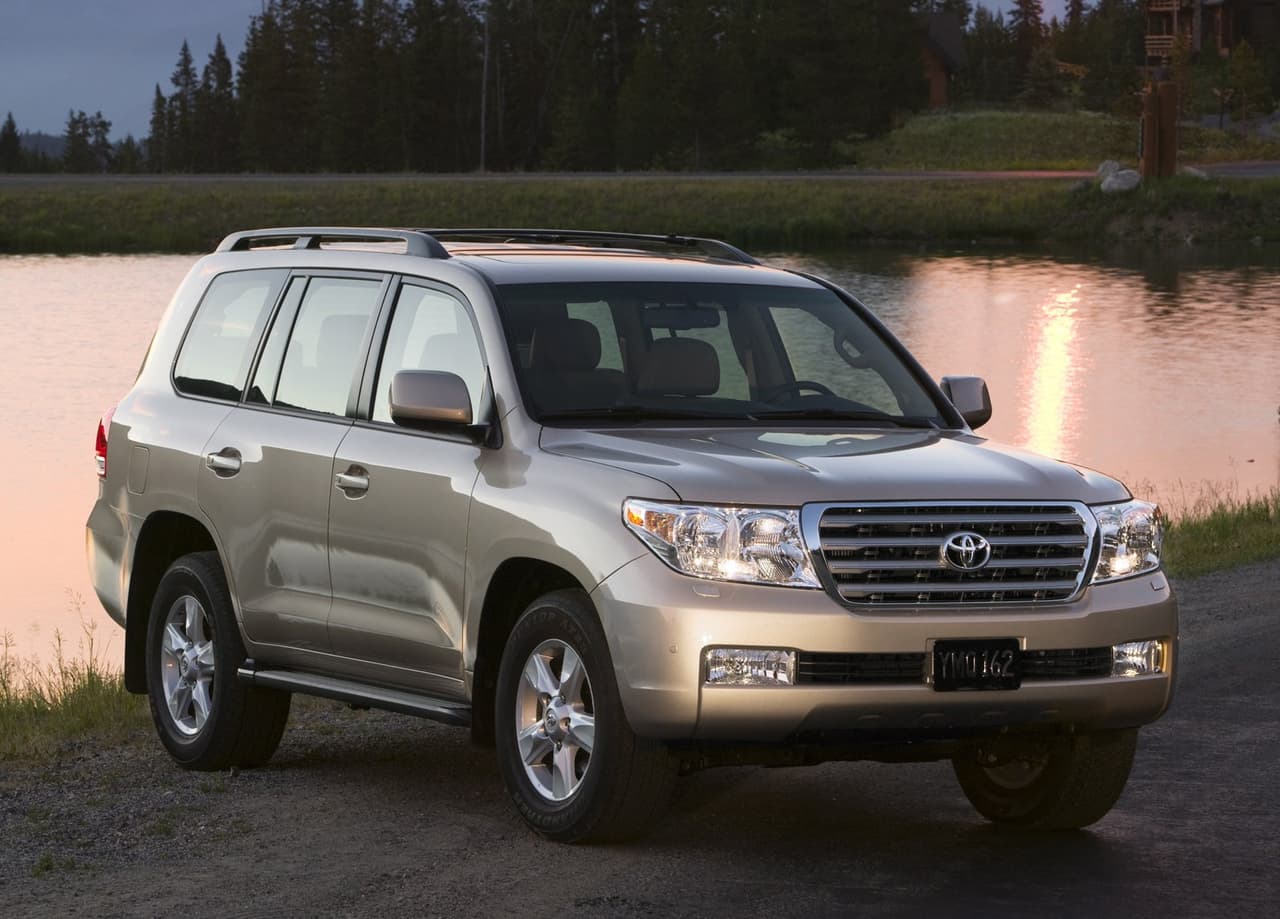 <h3 class="cms-H3-H3"><b>15 - Toyota Land Cruiser</b></h3>
<br>
<br>
<b>Porcentaje de dueños que mantuvieron el vehículo por más de 15 años:</b> 10.60%
<br>
<b>Comparado al promedio:</b> 1.4x