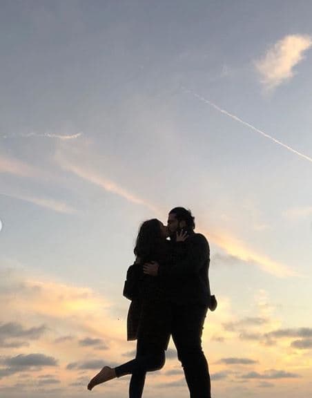 "[...] Él (Andrés Tovar) siempre procura que todo alrededor esté bien, que esté en armonía, que esté lleno de amor y rodearte de una persona así, acompañarte todos los días, amanecer así con un persona tan amorosa es un regalo de la vida y yo estoy feliz con él”, afirmó la actriz nacida en Oaxaca, México.