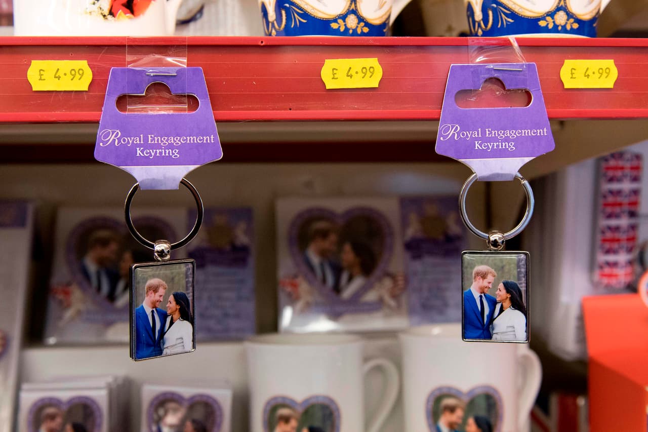 Por poco más de 6 dólares es posible adquirir un llavero de la pareja real.