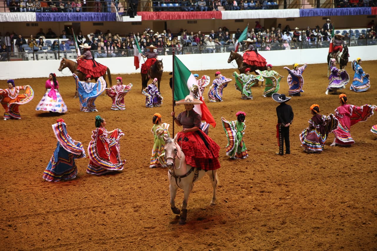 La charrería en todo su esplendor y algo más! en un show espectacular