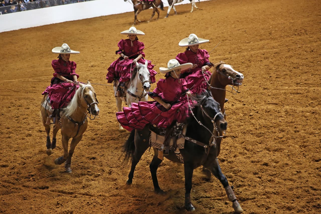 La charrería en todo su esplendor y algo más! en un show espectacular
