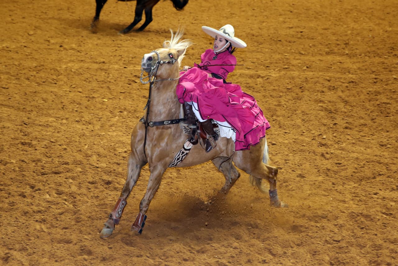 La charrería en todo su esplendor y algo más! en un show espectacular