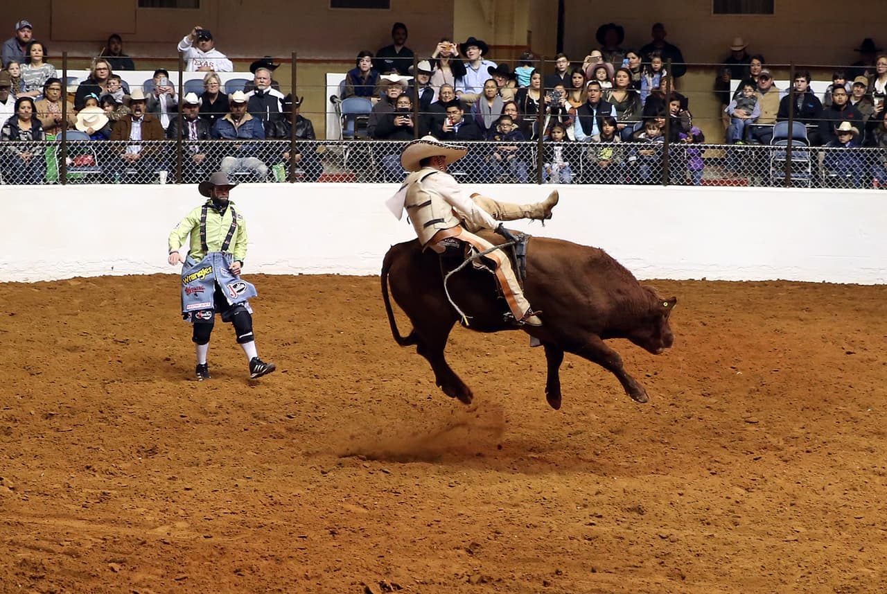 La charrería en todo su esplendor y algo más! en un show espectacular