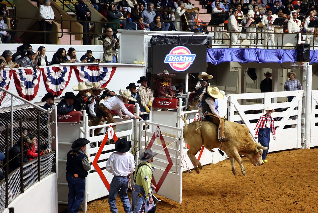 La charrería en todo su esplendor y algo más! en un show espectacular