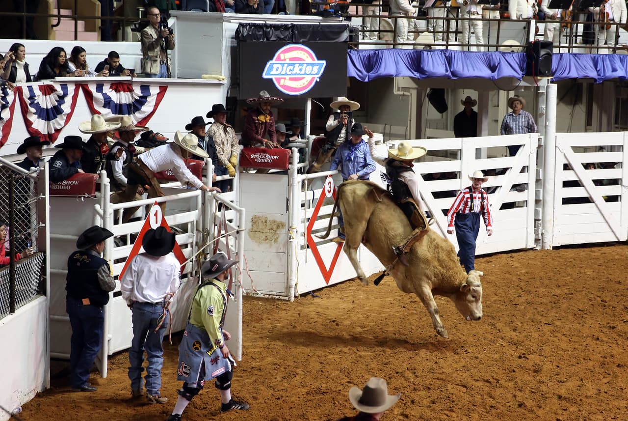 La charrería en todo su esplendor y algo más! en un show espectacular