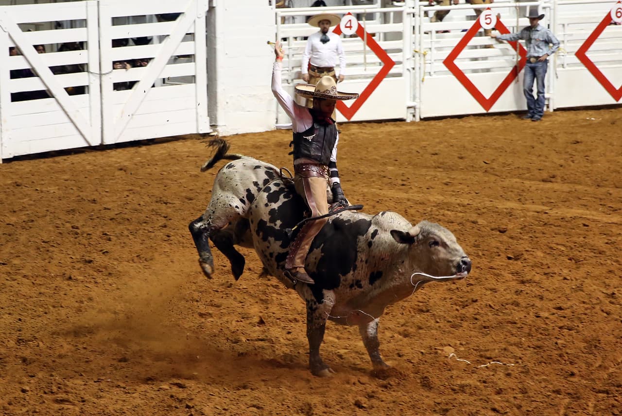 La charrería en todo su esplendor y algo más! en un show espectacular