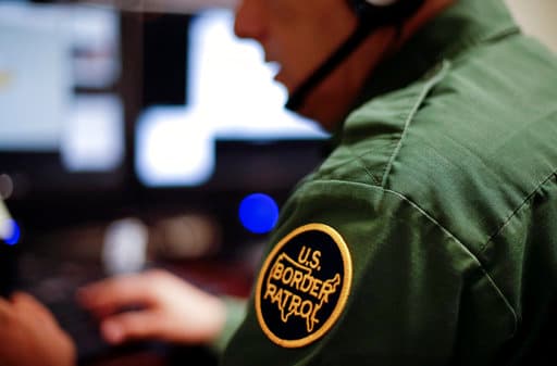 Esta ley fue creada para fortalecer la capacidad de las agencias del orden público para investigar y procesar judicialmente en los casos de violencia doméstica, abuso sexual, tráfico de extranjeros y otros crímenes.