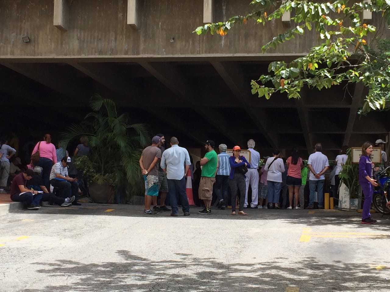 El Presidente Maduro dice que hay garantía de unas elecciones justas. Sin embargo, advierte que si no haga el oficialismo "habrá caos y violencia".