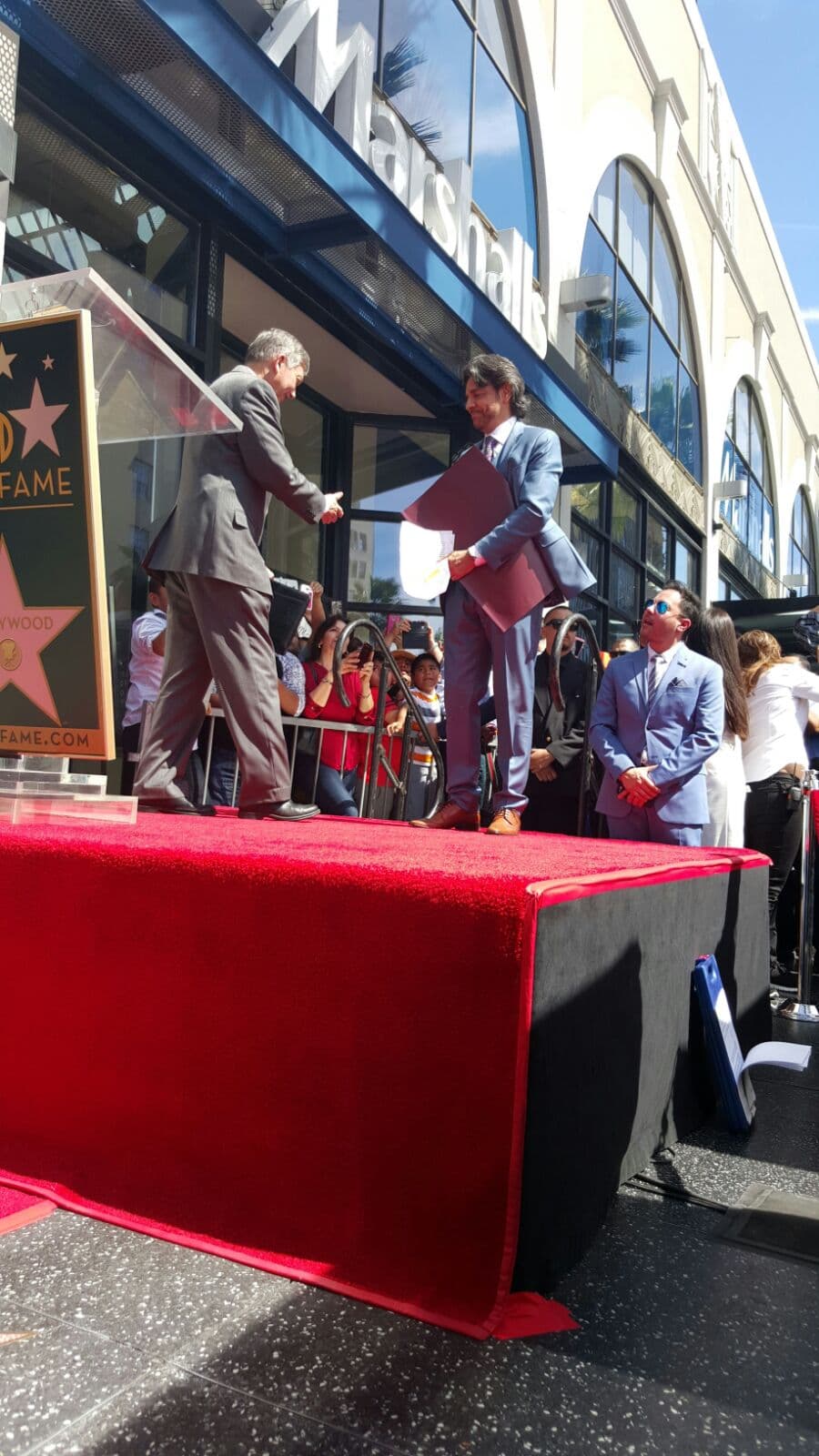 Además, dijo que así como la estrella no sería lo mismo sin los cinco picos...