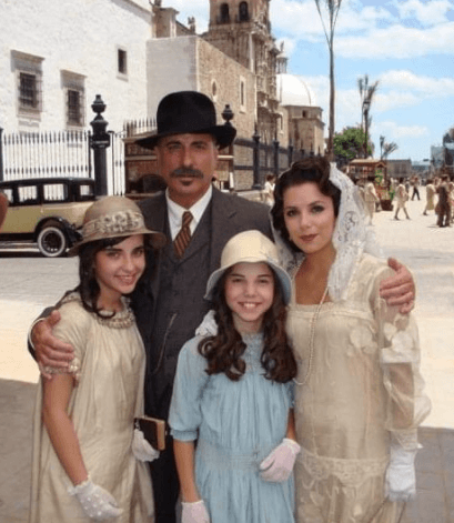 En 2012, debutó como actriz en la cinta ‘Cristiada’, donde interpretó a la hija de Andy García y Eva Longoria. 
<br>