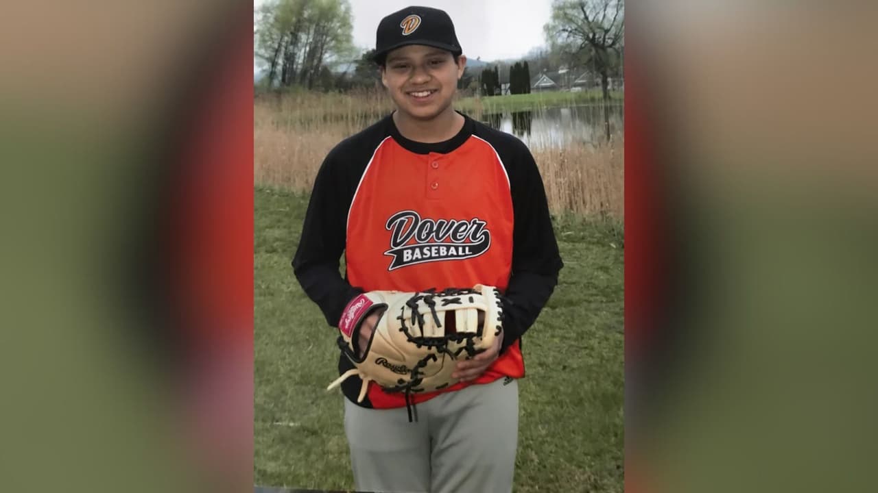 Joven hispano enfrenta batalla por su vida: necesita urgentemente donantes de células madre