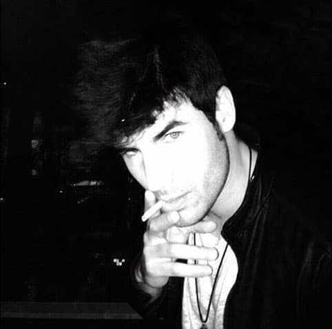 No te pierdas a este galán en el gran final de '
<b><a href="http://www.univision.com/series/la-piloto/" target="_blank">La Piloto'</a></b> este 26 de junio a las 10PM/9C por Univision.