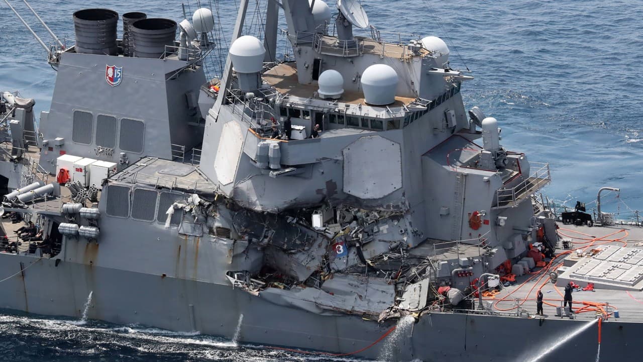 Dos comandantes de la Marina de EEUU enfrentarán cargos tras accidentes fatales en 2017