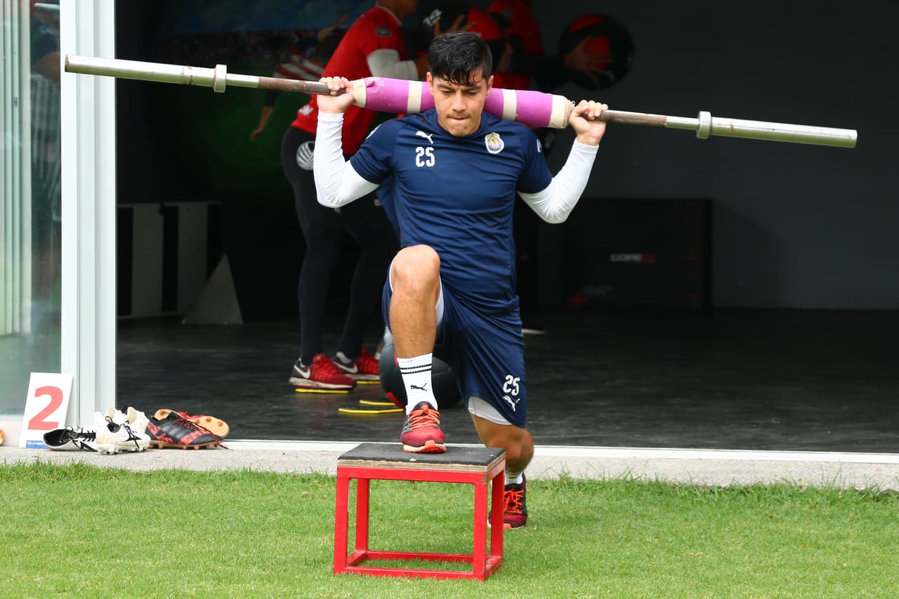 <b>Mediocampista:</b> Michael Pérez