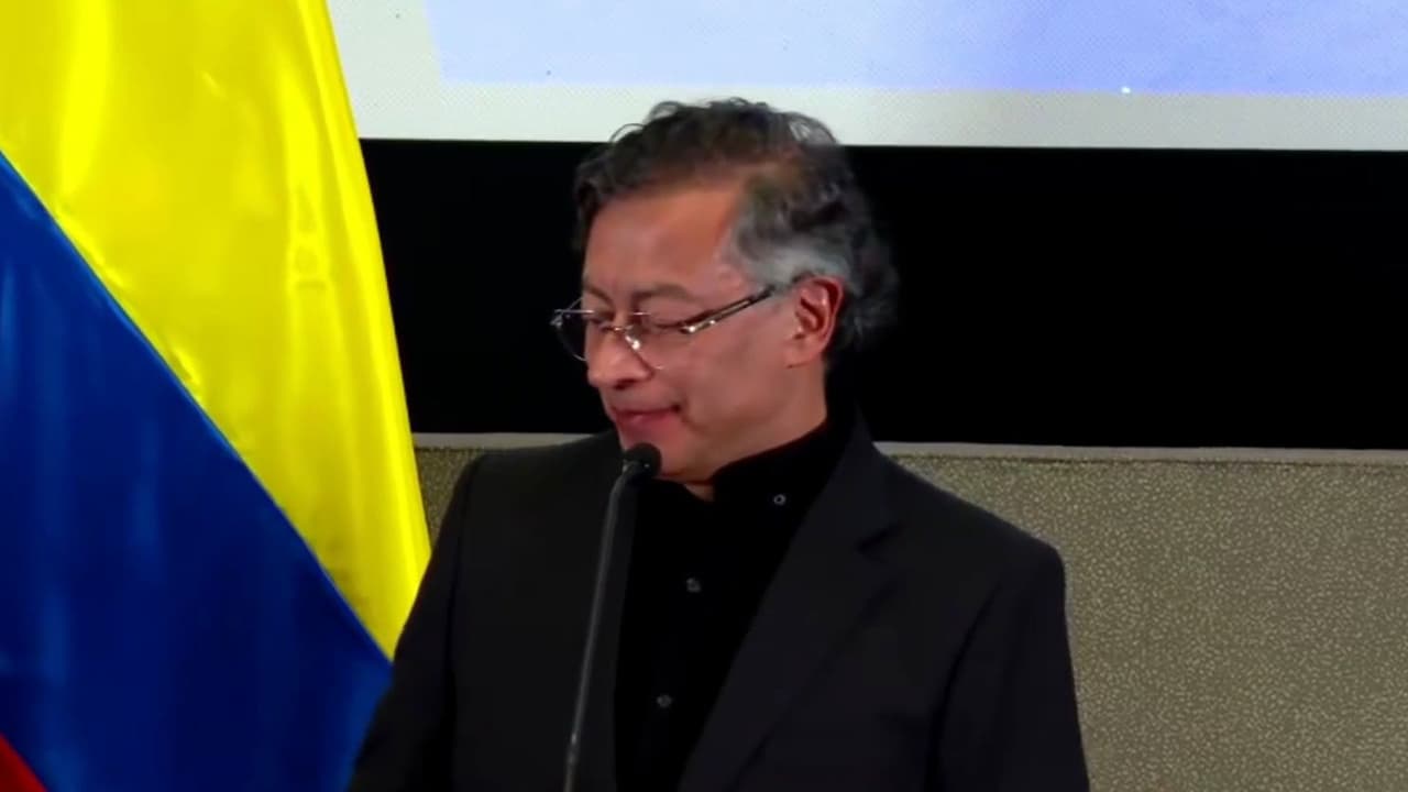 Gustavo Petro ofrece conferencia de prensa desde la embajada colombiana en EEUU luego de encuentro con Donald Trump