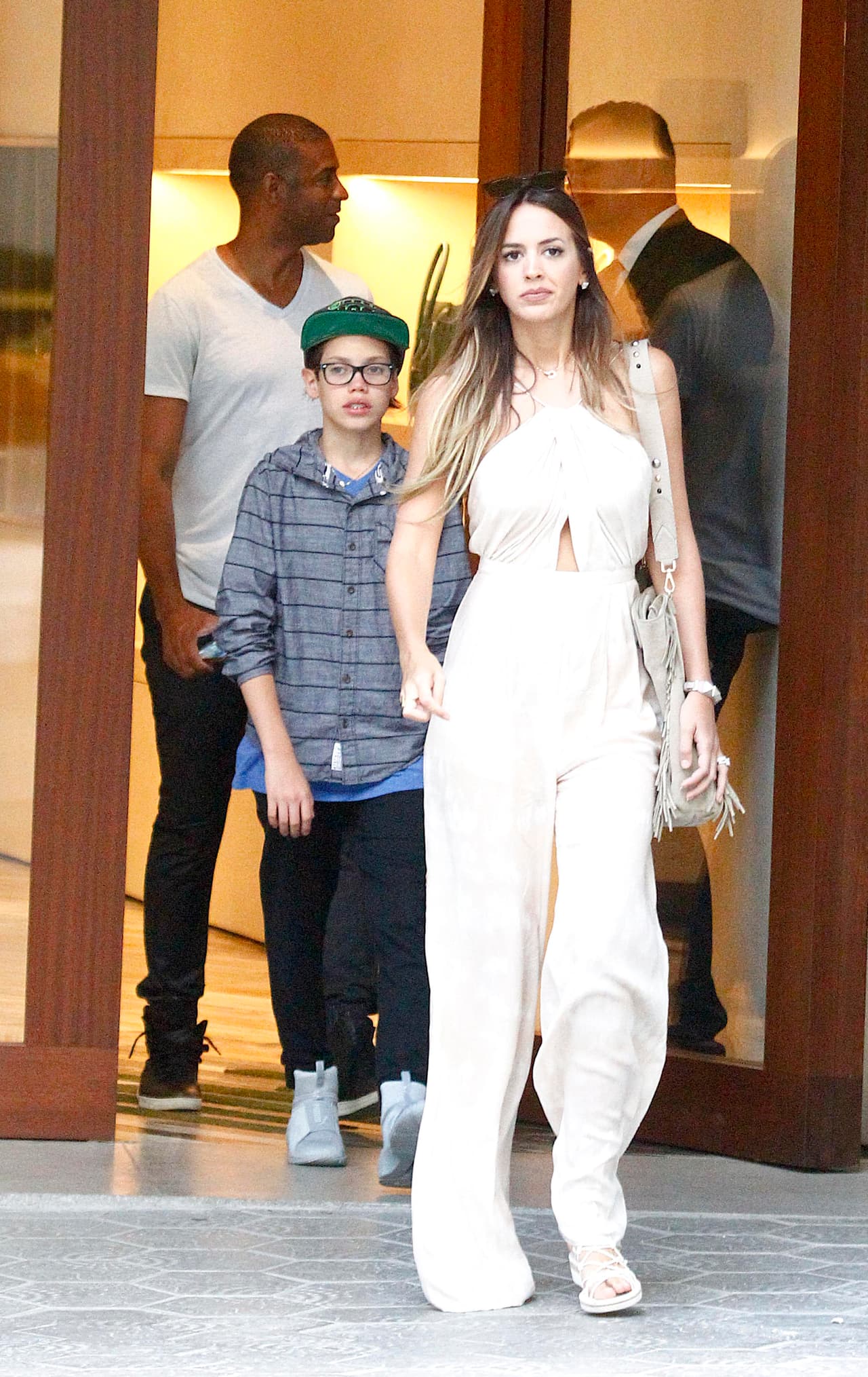 Y con ella iba uno de los hijos de Marc, Ryan.