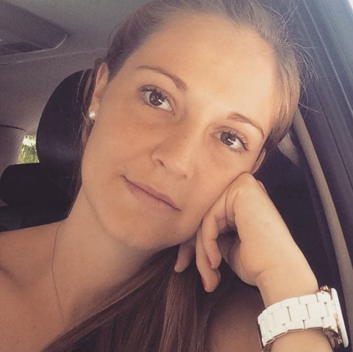 <b>Carolina Van Wielink </b>dio su versión sobre los videos que 
<b><a href="https://www.univision.com/temas/pablo-montero">Pablo Montero evidenció ante los medios</a></b> donde discute con ella porque no lo deja estar con sus hijas, Daniela y Carito.
<br>