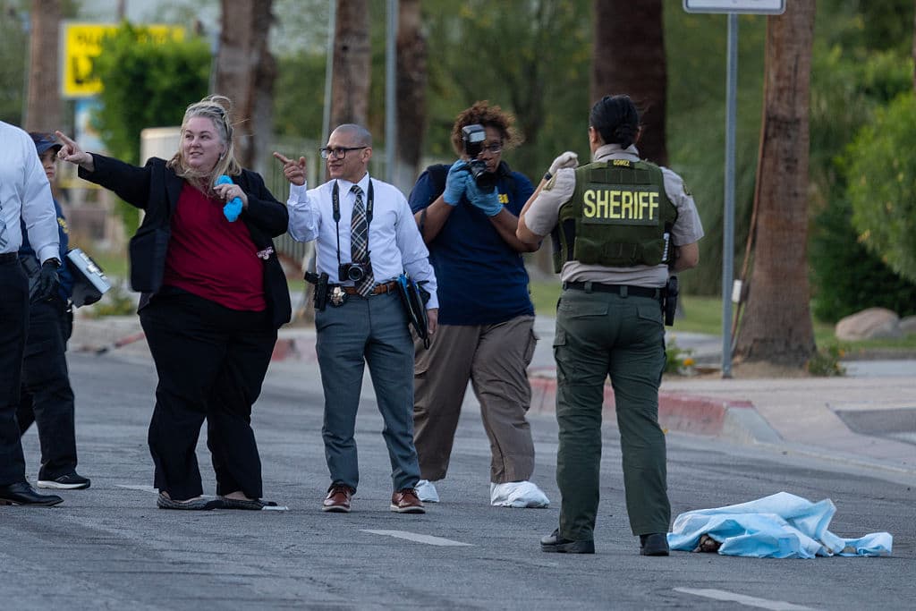 Fuentes de la agencia AP, aseguraban que 
<b>la persona sospechosa de la explosión</b>, había publicado en internet sus posturas 
<b>contra las personas que insisten en traer más seres humanos al mundo</b>.