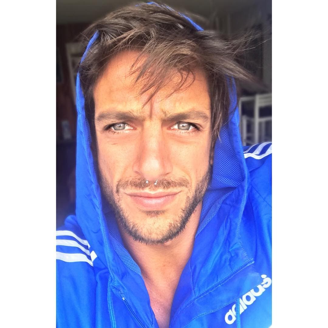 En entrevista con las estrellas, Joaquín Ferreira aseguró que si tuviera dos esposas, como es el caso de la protagonista de la telenovela 'Doña Flor y sus dos maridos', lo que más le gustaría es que se llevaran bien entre ellas.