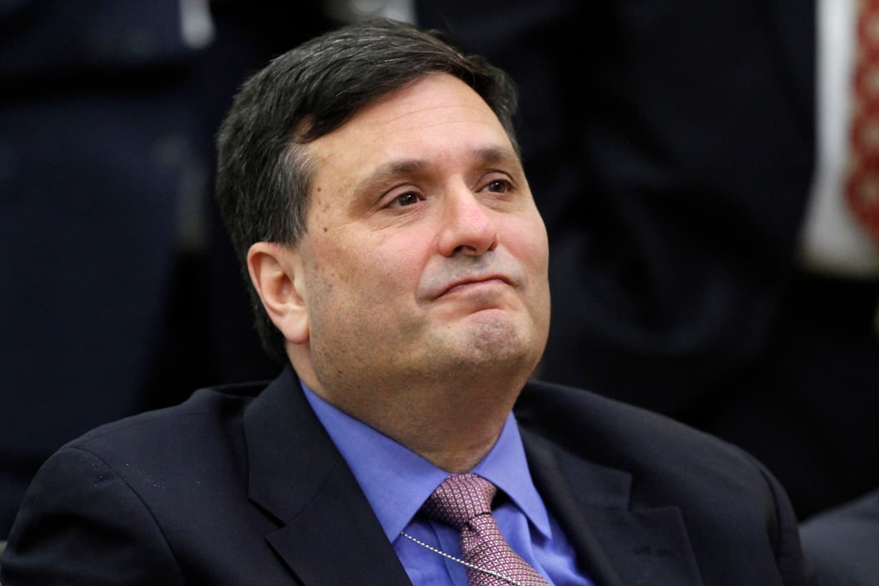 <b>Jefe de Gabinete: Ron Klein.</b> Es abogado y asistente desde hace mucho tiempo del presidente Joe Biden. Fue el primer jefe de gabinete de Joe Biden cuando fue vicepresidente, luego supervisó la respuesta de la Casa Blanca a la epidemia de ébola en 2014. Este cargo no requiere confirmación del Senado.