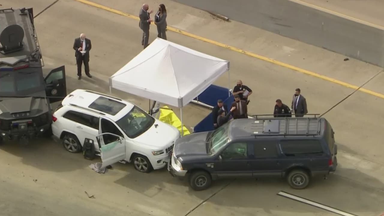 Tres muertos, un herido y múltiples cierres de calles y autopistas tras tiroteos en Los Ángeles