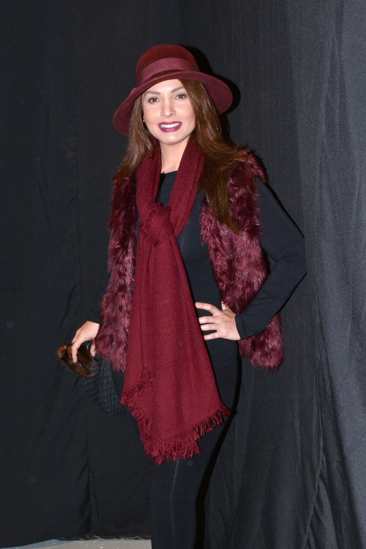 Actualmente la podemos ver en 'Mi adorable maldición' dándole vida a 'Apolonia', esto por Univision en punto de las 2pm/1c.