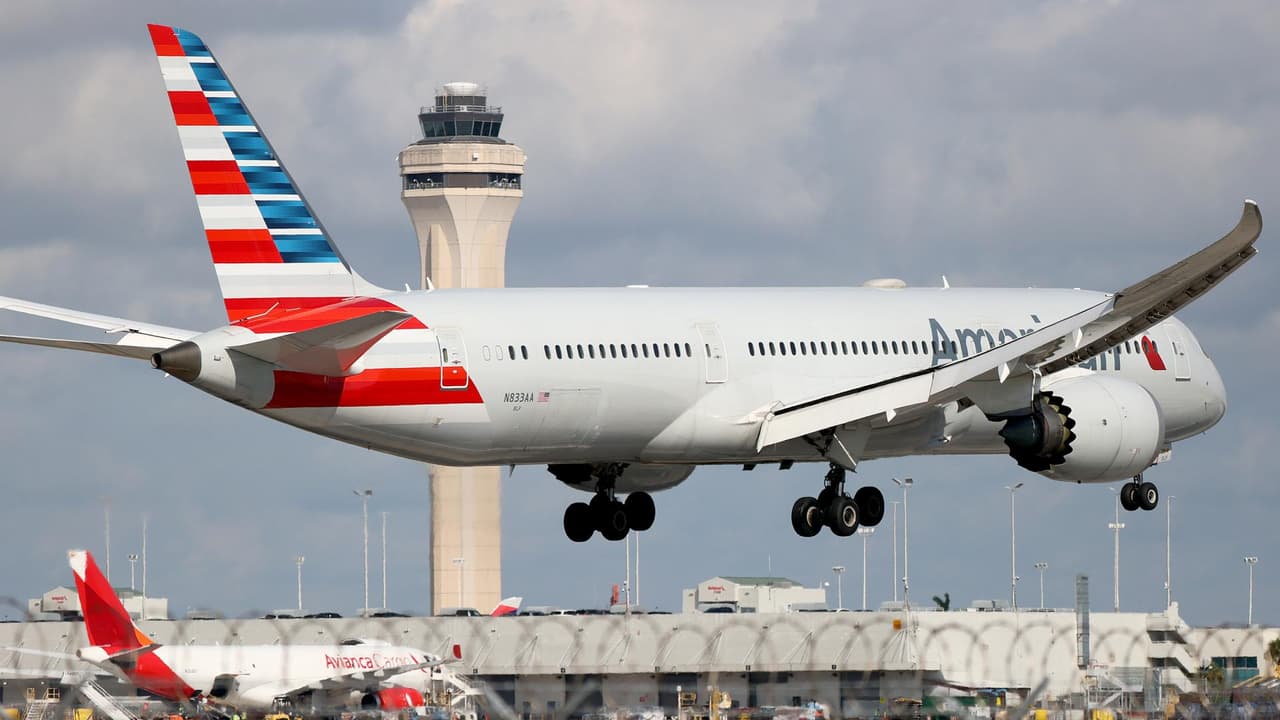 ¿Por qué la implementación de la tecnología 5G puede afectar la logística en el aeropuerto de Miami?