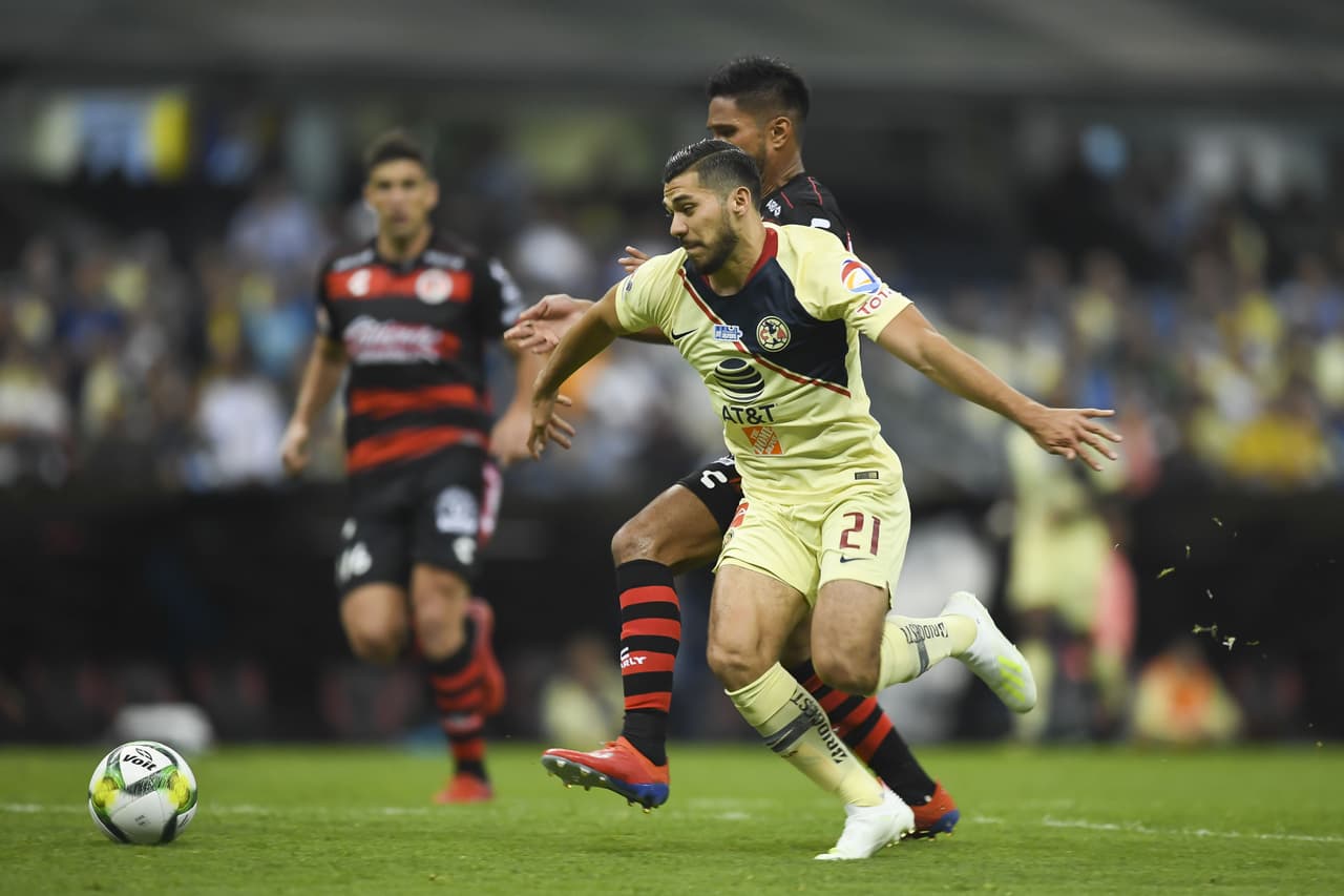 Dos minutos después, luego de pelear con tenacidad en el área un balón, prácticamente en el suelo, Martín empuja la pelota y la manda al fondo para consumar una goleada que no se anticipaba para esta Semifinal.