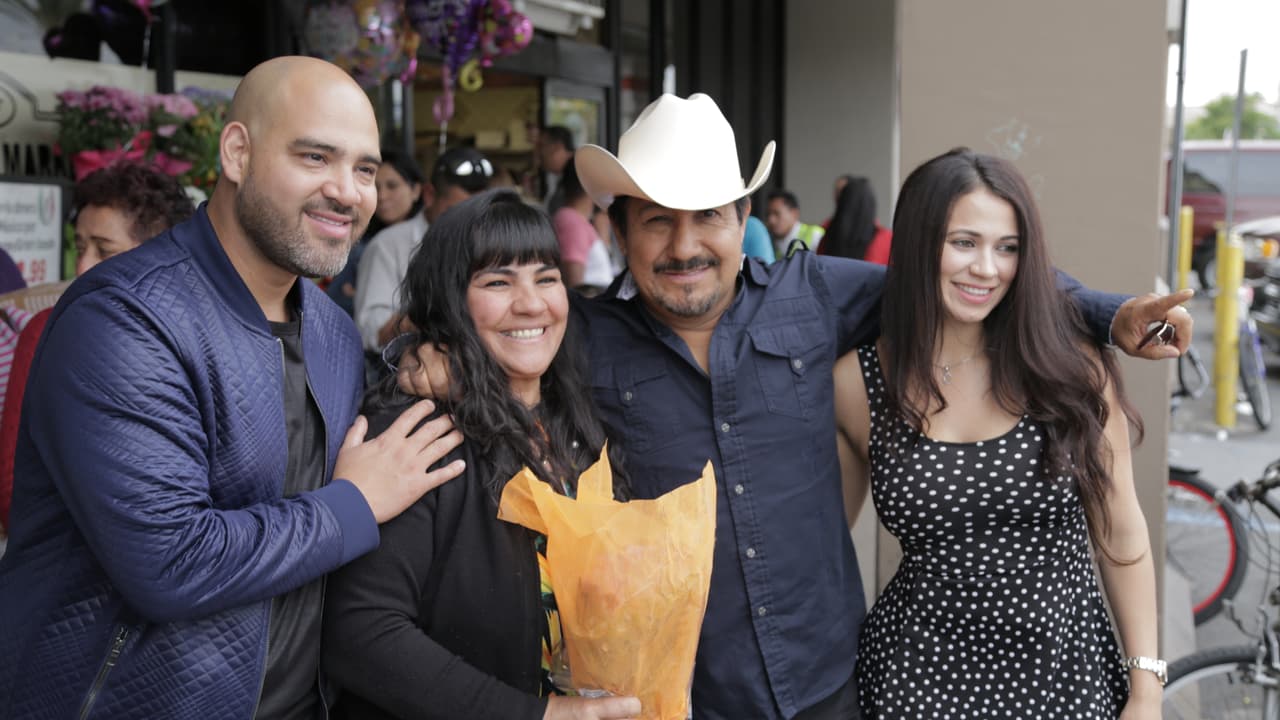 El Bueno, La Mala y El Feo complacieron a muchas madres del Sur de California.