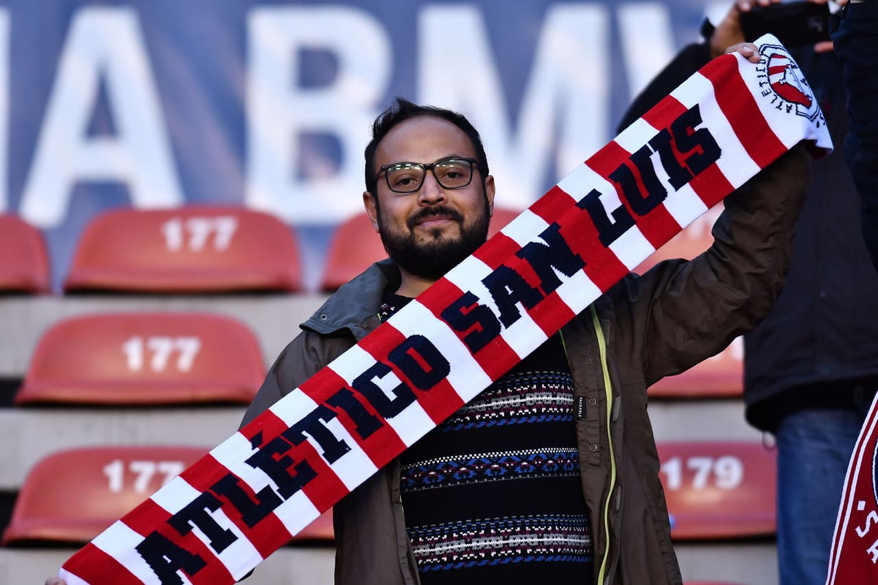 Con goles de Nicolás Ibañez y Germán Berterame por parte del Atlético san Luis y goles de Javier López y Oribe Peralta por parte del Guadalajara, Atlético san Luis y Chivas empatan en duelo con tres penales.