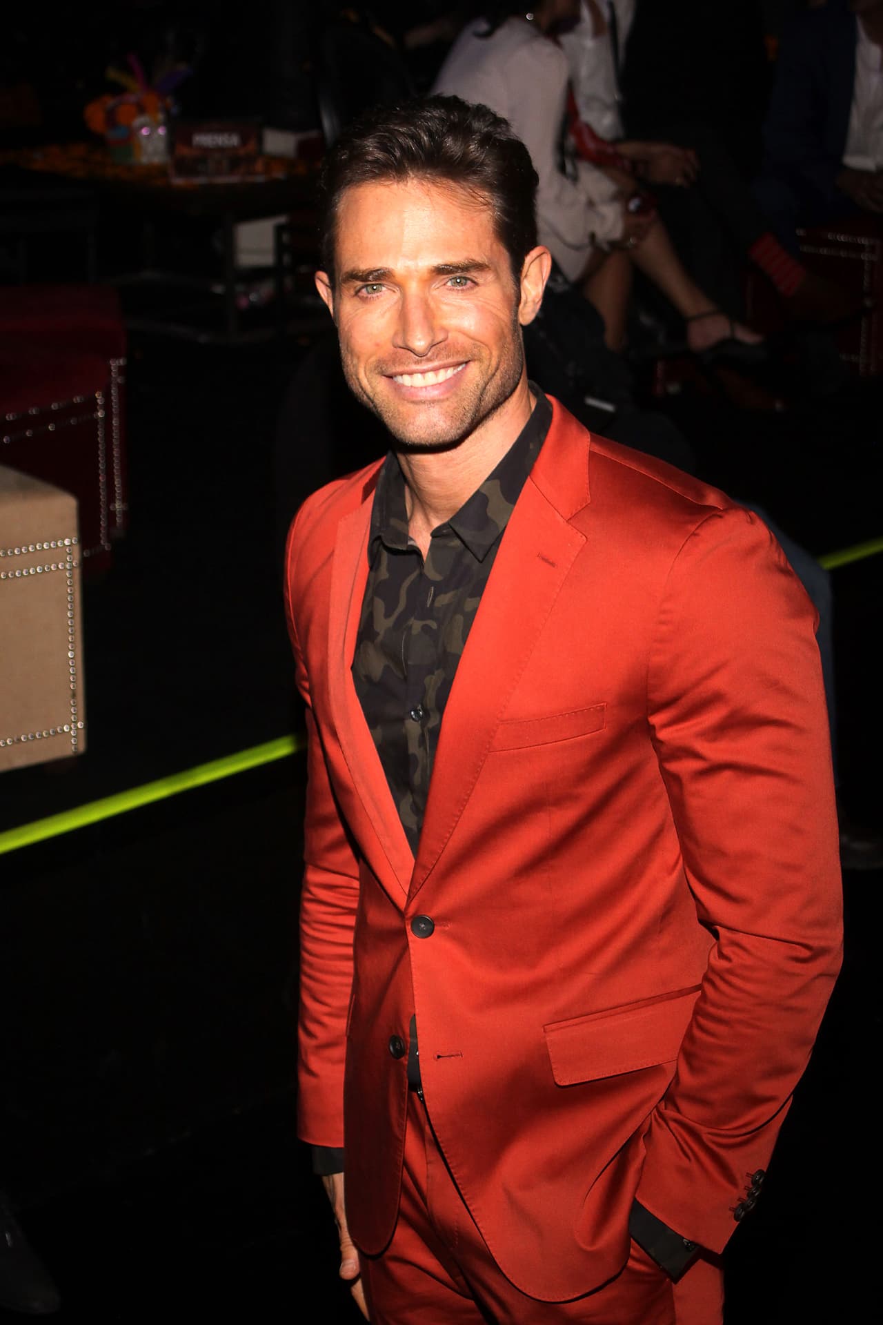 Hace poco más de 5 años, 
<b><a href="https://www.univision.com/shows/el-gordo-y-la-flaca/con-estas-romanticas-fotos-sebastian-rulli-y-angelique-boyer-celebran-cinco-anos-de-relacion-video">cuando el argentino Sebastián Rulli iba a confirmar su noviazgo con Angelique Boyer</a></b>, el actor de 44 años tuvo la intención de conversar con el exnovio de la actriz francesa, el productor de telenovelas 
<b>José Alberto 'El Güero' Castro</b>, para dejar las cuentas claras y que no se afectara su amistad. Sin embargo, no pudo.