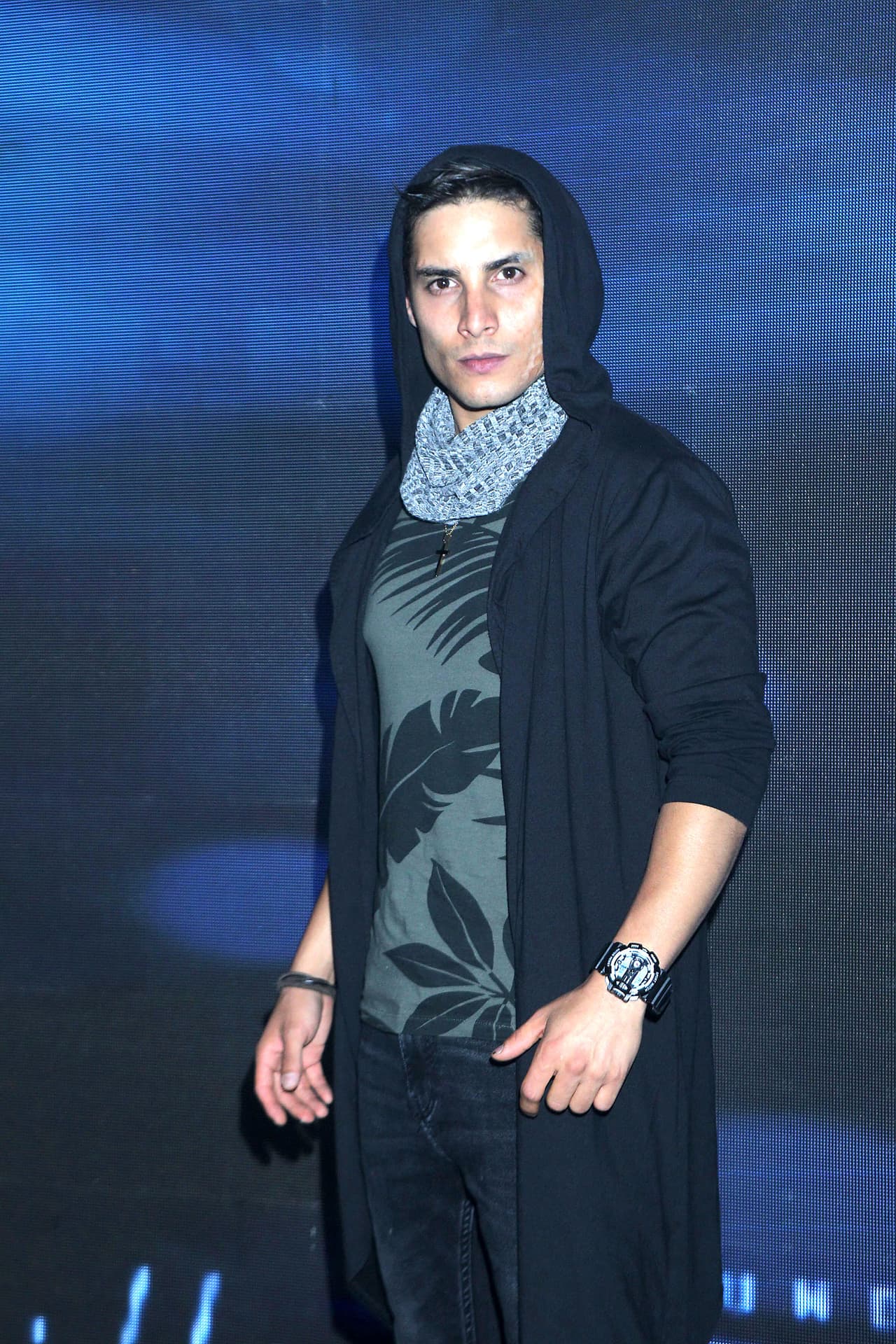 A través de sus historias de 
<b><a href="https://www.instagram.com/alexpereaof/?hl=en" target="_blank">Instagram</a></b>, Manuel Alejandro Gutiérrez Perea, mejor conocido como Álex Perea, compartió un emotivo y desgarrador mensaje por la partida de sus compañeros.