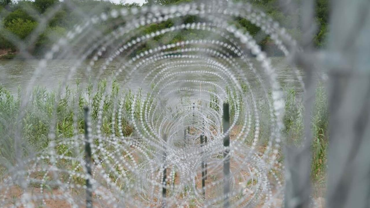 Congresistas exigen investigar separaciones forzadas de familias en la frontera sur