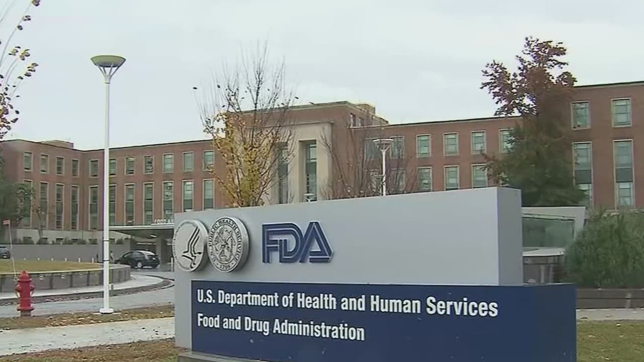 Una ola de negocios y experimentos para curar el coronavirus afronta una ofensiva legal