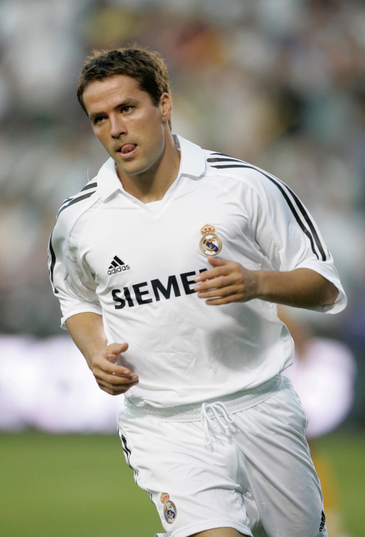 <i>The Golden Boy, </i>Michael Owen también fue uno de los perjudicados por el Real Madrid y su sistema de fichajes en busca de reforzar a los 
<i>Galácticos.</i>