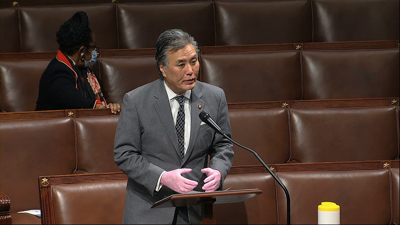 El demócrata 
<b>Mark Takano</b>, del distrito 41 en 
<b>Riverside</b>, dijo que "Trump ha dejado la Casa Blanca y Estados Unidos es mejor por ello."