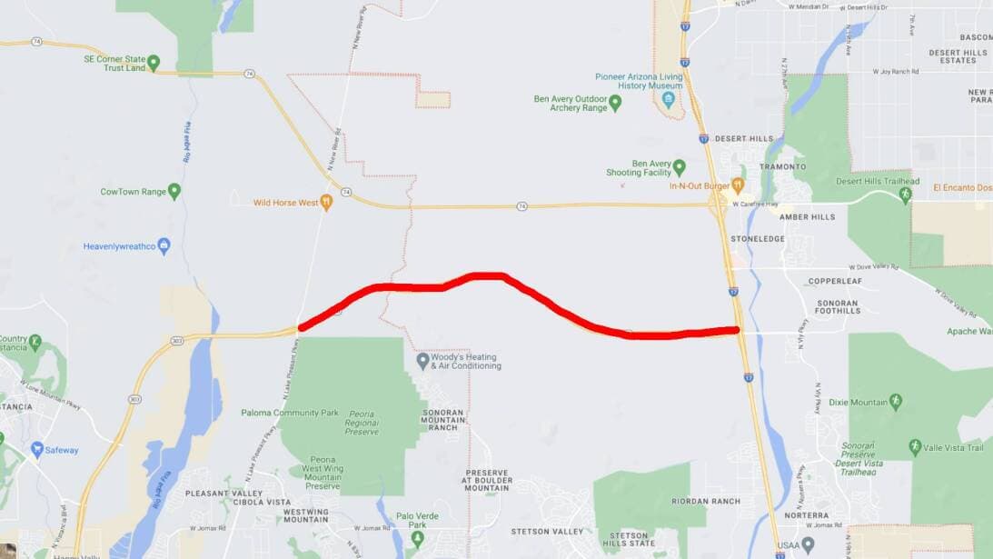 <b>Loop 303</b>
<br>El Loop 303 en dirección este cerrará entre Lake Pleasant Parkway y la I-17 a partir de las 8 p.m. de este viernes y hasta las 6 p.m. del sábado.
<br>
<br>El Loop 303 en dirección oeste estará cerrado entre la I-17 y Lake Pleasant Parkway desde las 7 p.m. del sábado y hasta las 5 a. m. del lunes.
<br>
<br>El Loop 303 en dirección este se reducirá a un carril durante la noche entre Lake Pleasant Pkwy y la I-17 a partir de las 10 p.m. del domingo y hasta las 5 a.m. del lunes-
<br>
<br>
<b>Rutas alternas</b>
<br>Considere usar Lake Pleasant Parkway en dirección norte hasta la SR 74 en dirección este. 
<br>
<br>Considere usar la SR 74 en dirección oeste hasta Lake Pleasant Parkway en dirección sur.