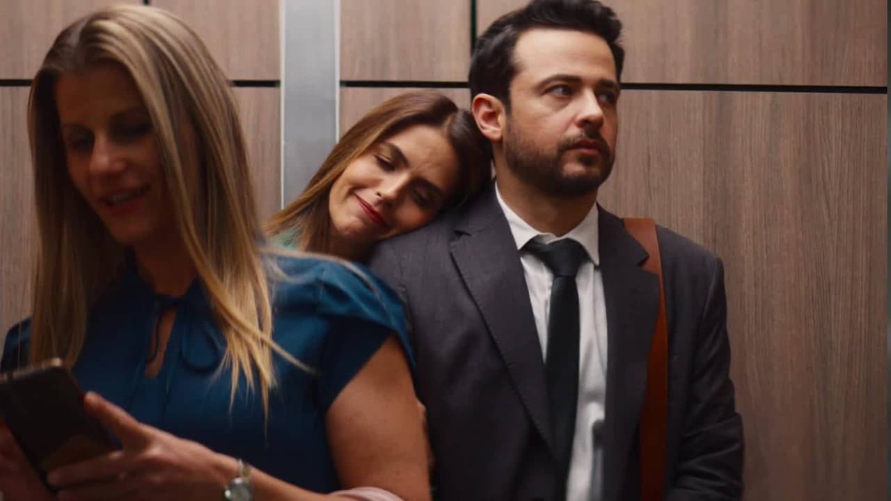 Un Buen Divorcio: Mónica vive preocupada por las apariencias y David se lo reclama