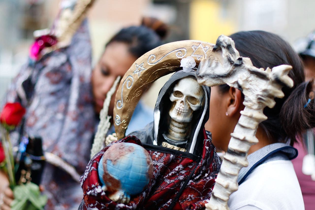 Así es el culto a la Santa Muerte en uno de los barrios más peligrosos de Ciudad de México