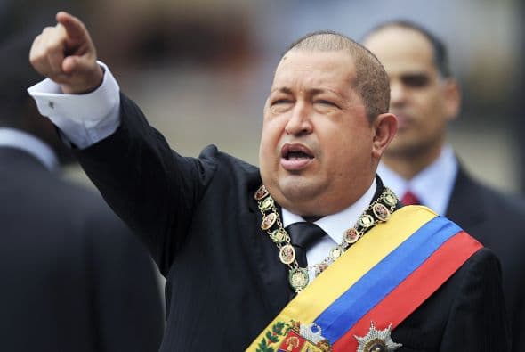 El presidente Hugo Chávez ha sido sometido a cuatro intervenciones quirúrgicas desde que le fue diagnosticado un cáncer en 2011 en la zona pélvica. Las cuatro operaciones se han llevado a cabo en La Habana, Cuba.