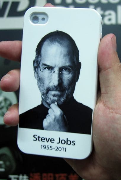 "Su visión ha contribuido en gran medida a definir el estilo de vida de la generación del 2000 y estoy orgulloso de decir que fui fuertemente influenciado por Apple", agregó el adolescente.