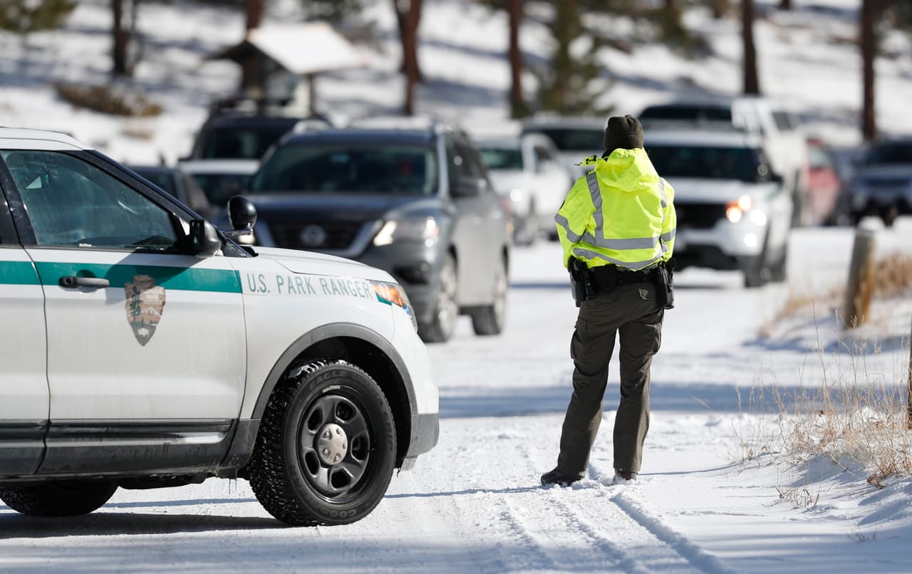 Más de 4 millones de personas se encuentran bajo alertas por tormenta invernal en el centro del país