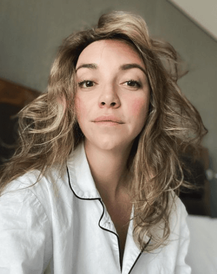 “En cualquiera de tus formas eres hermosa, perfecta, simplemente real”, “Eres mi ídola”, “Hermosa como una flor”, “Te aplaudo por ser tú misma” y “Me subiste el autoestima” son algunos de los comentarios que se leen el pie del posteo.