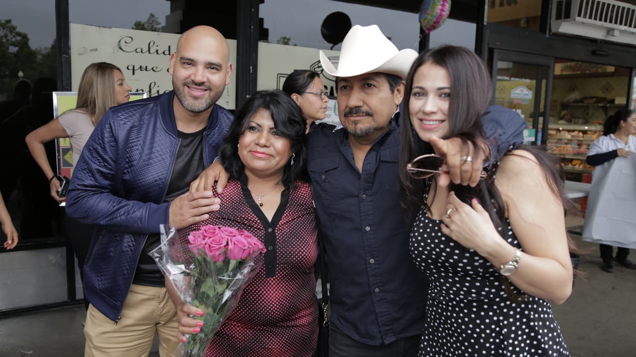 El Bueno, La Mala y El Feo complacieron a muchas madres del Sur de California.