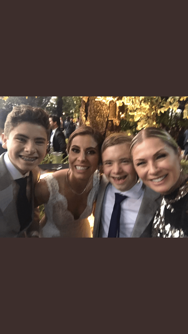 "Para mí ha sido un gran premio,
<b>algo hice bueno para merecer a estos dos hijos</b> (Luciano y Carlo)", admitió Calderón.