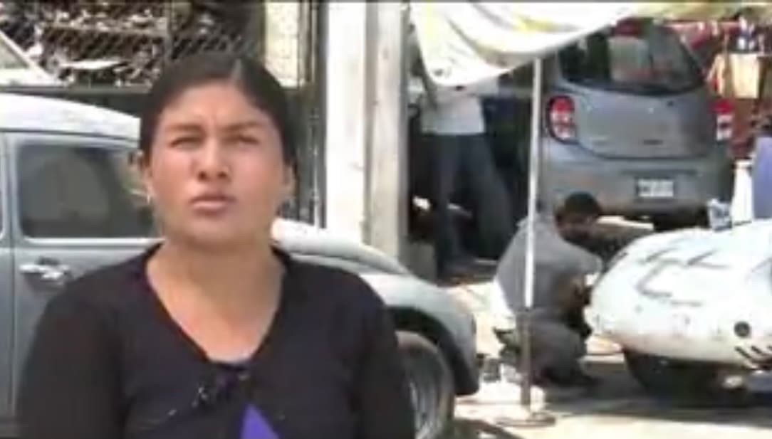 “Nos sentimos seguros porque mínimo no estamos en la calle.
<b>Aquí tenemos comida, agua y baño”</b>, dice Keyla, una hondureña que forma parte de los 60 inmigrantes que actualmente tiene Armando en su refugio, donde pueden encontrar paz mientras intentan resolver su estatus migratorio.
<br>