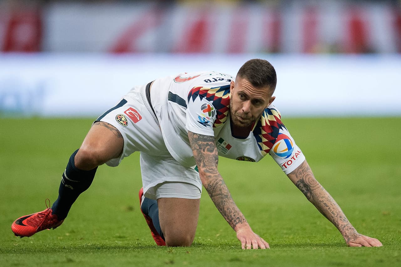 Jérémy Ménez le da mucha claridad ofensiva al equipo. Las jugadas de mayor peligro salieron de claros pases del francés.