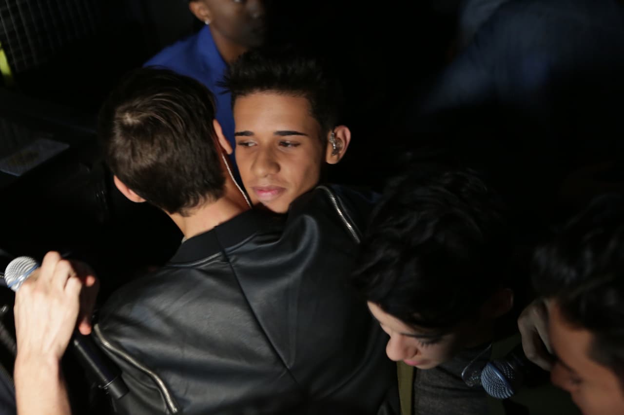 Te llevamos en exclusiva detrás del primer show de La Banda LIVE. We take you behind the scenes.